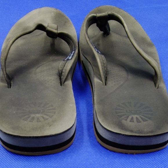 UGG Woman’s Size 7 Kayla Nubuck Leather 3092 Flip Flops Sandals - Picture 3 of 7